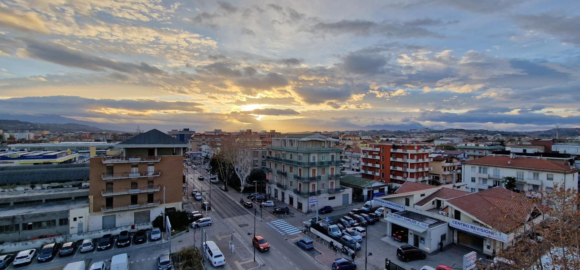 Attico Mexico Apartment Pescara Bagian luar foto